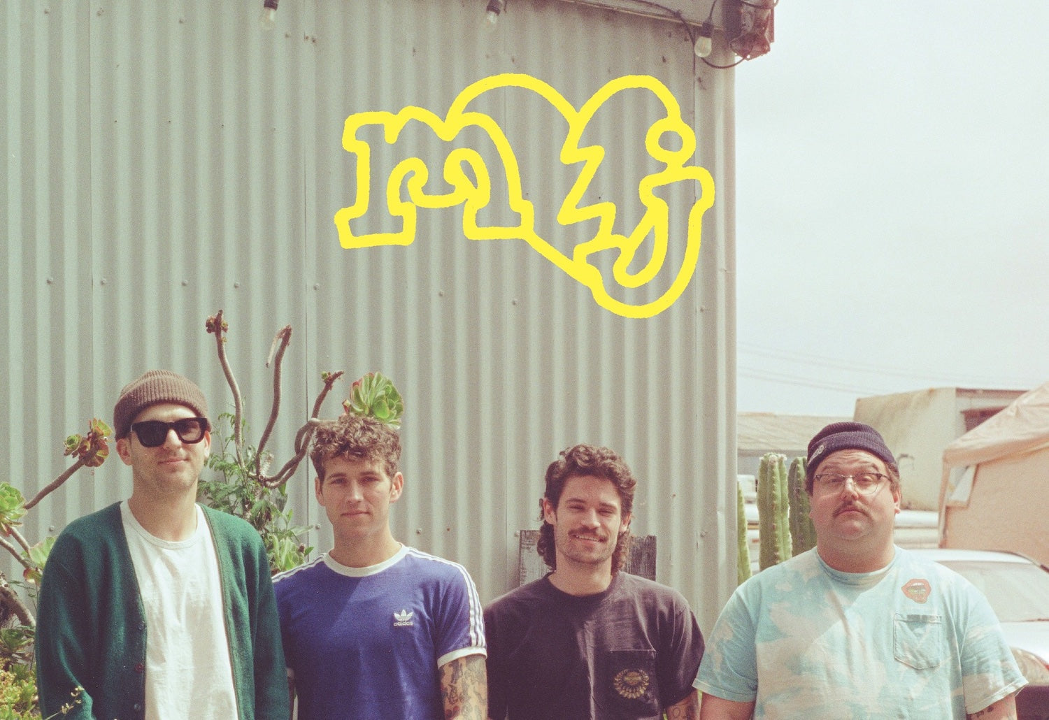 Mom Jeans announce acoustic album & 2024 tour