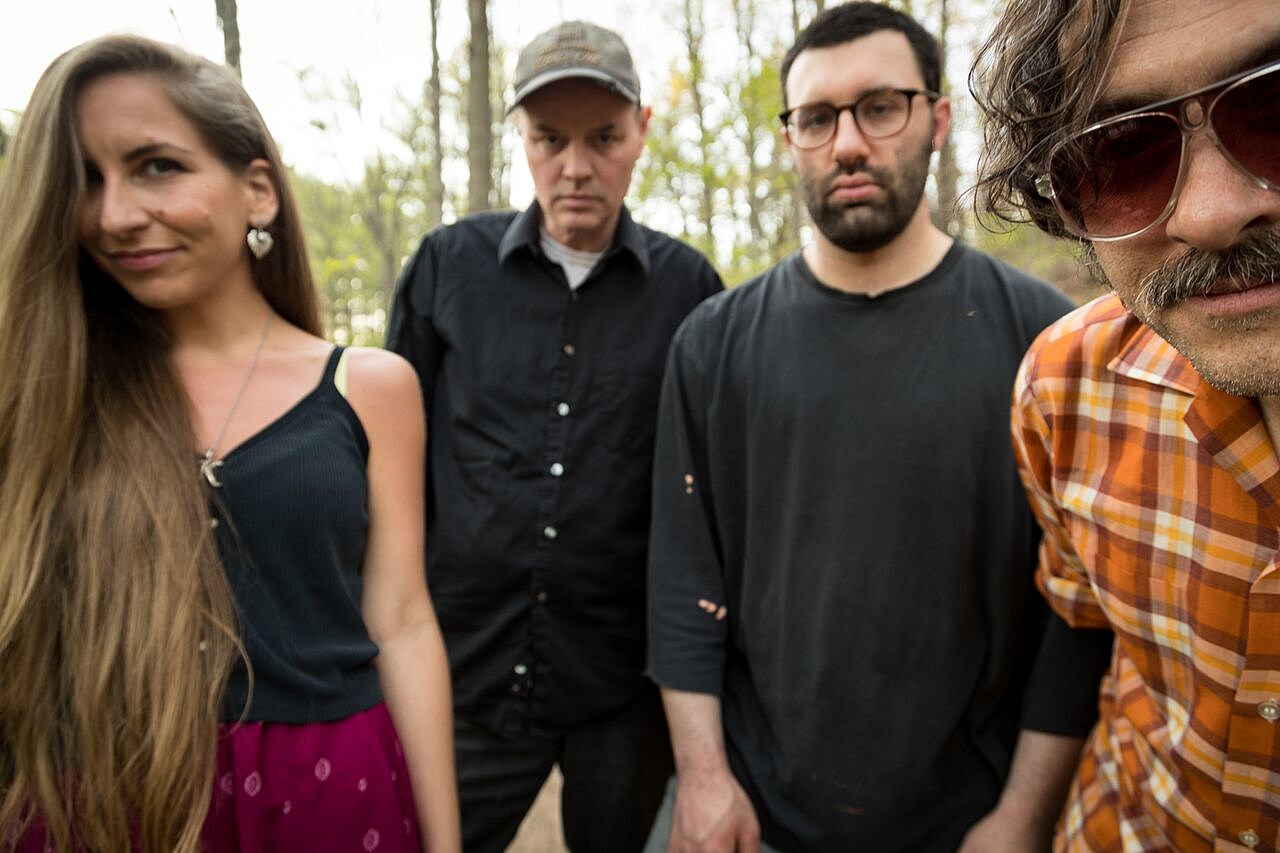 Mountain Movers releasing new LP via Trouble in Mind (stream it), touring