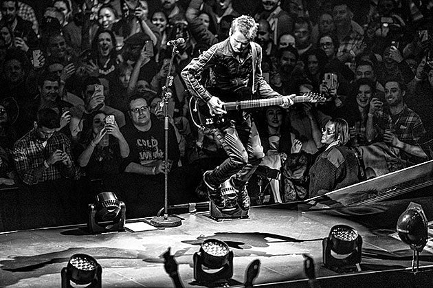 Muse announce tour, playing Jones Beach