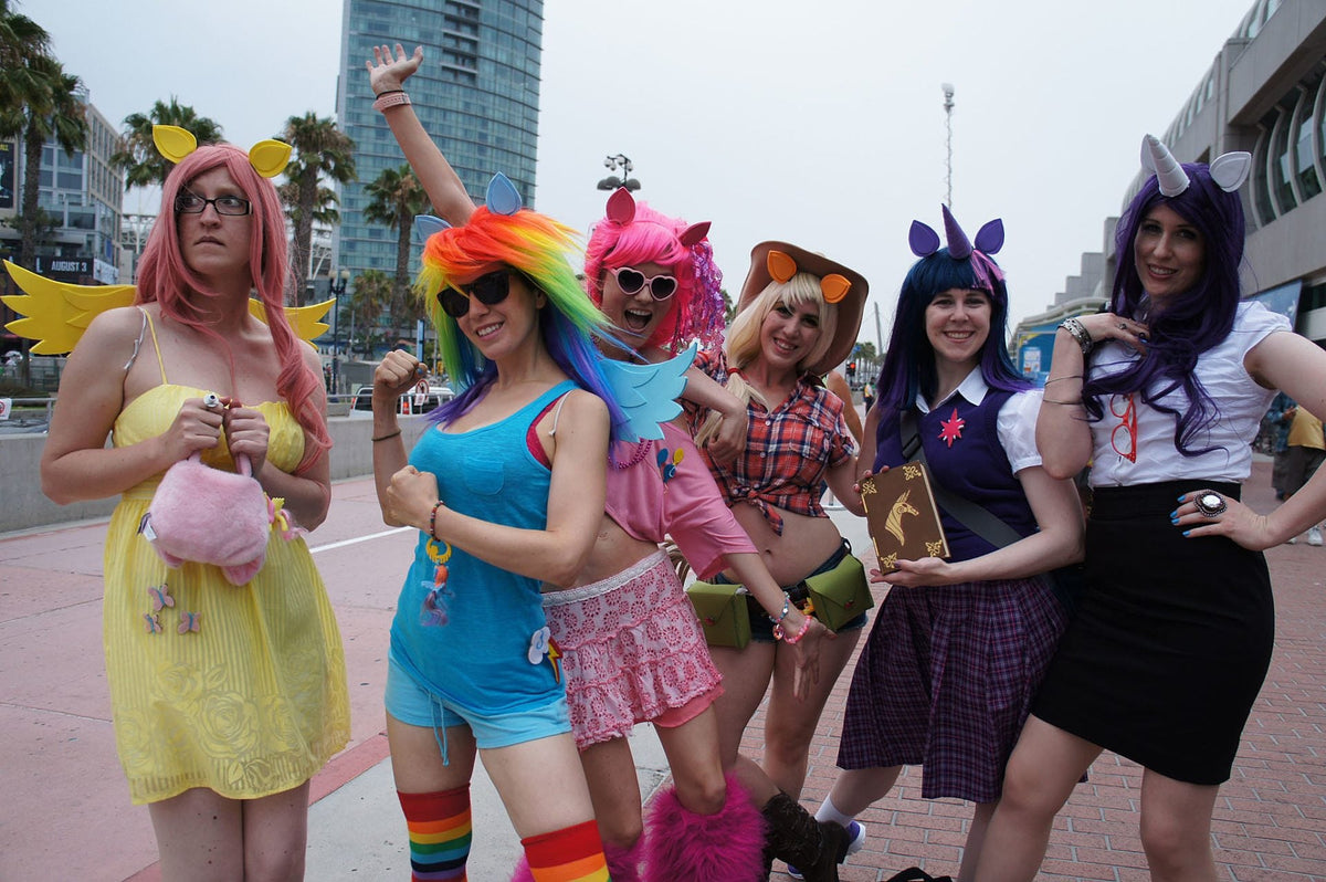 Sia in My Little Pony movie; Rihanna in new Luc Besson movie; Justin Timberlake is a Troll (more from SDCC)