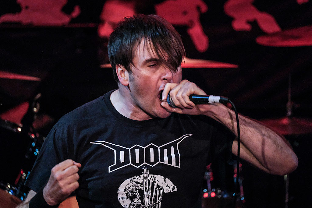 Listen to Napalm Death & Thurston Moore cover Ramones’ “Now I Wanna Sniff Some Glue”
