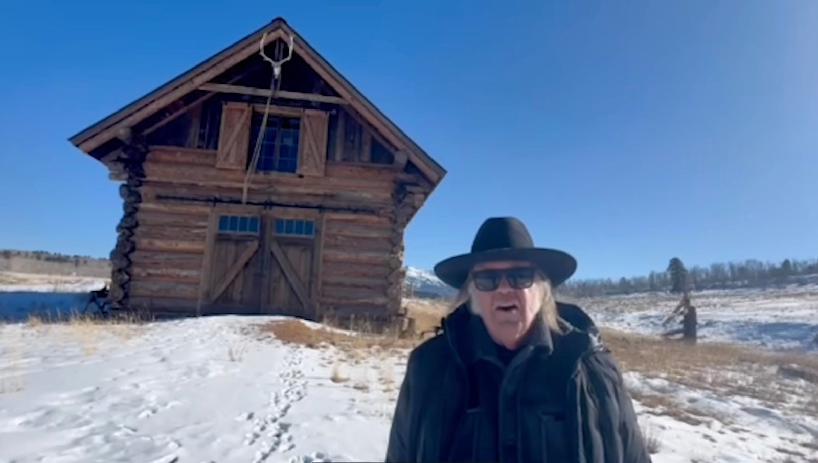 Neil Young & The Chrome Hearts will headline Glastonbury 2025 after all