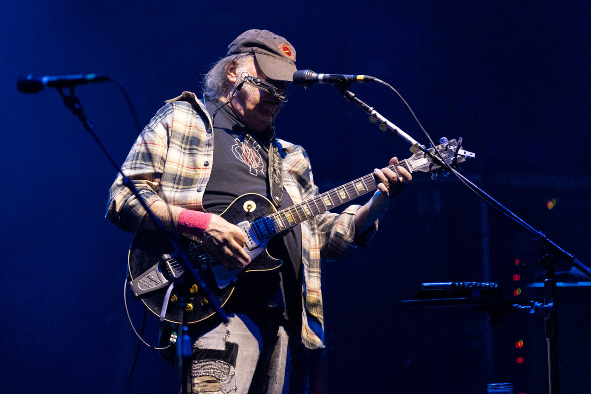 Neil Young reviews Bob Dylan biopic ‘A Complete Unknown’: “I loved it”