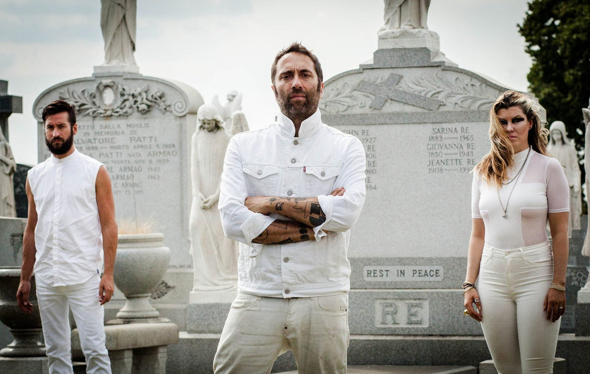 watch Netherlands’ new video for “In Cyan”
