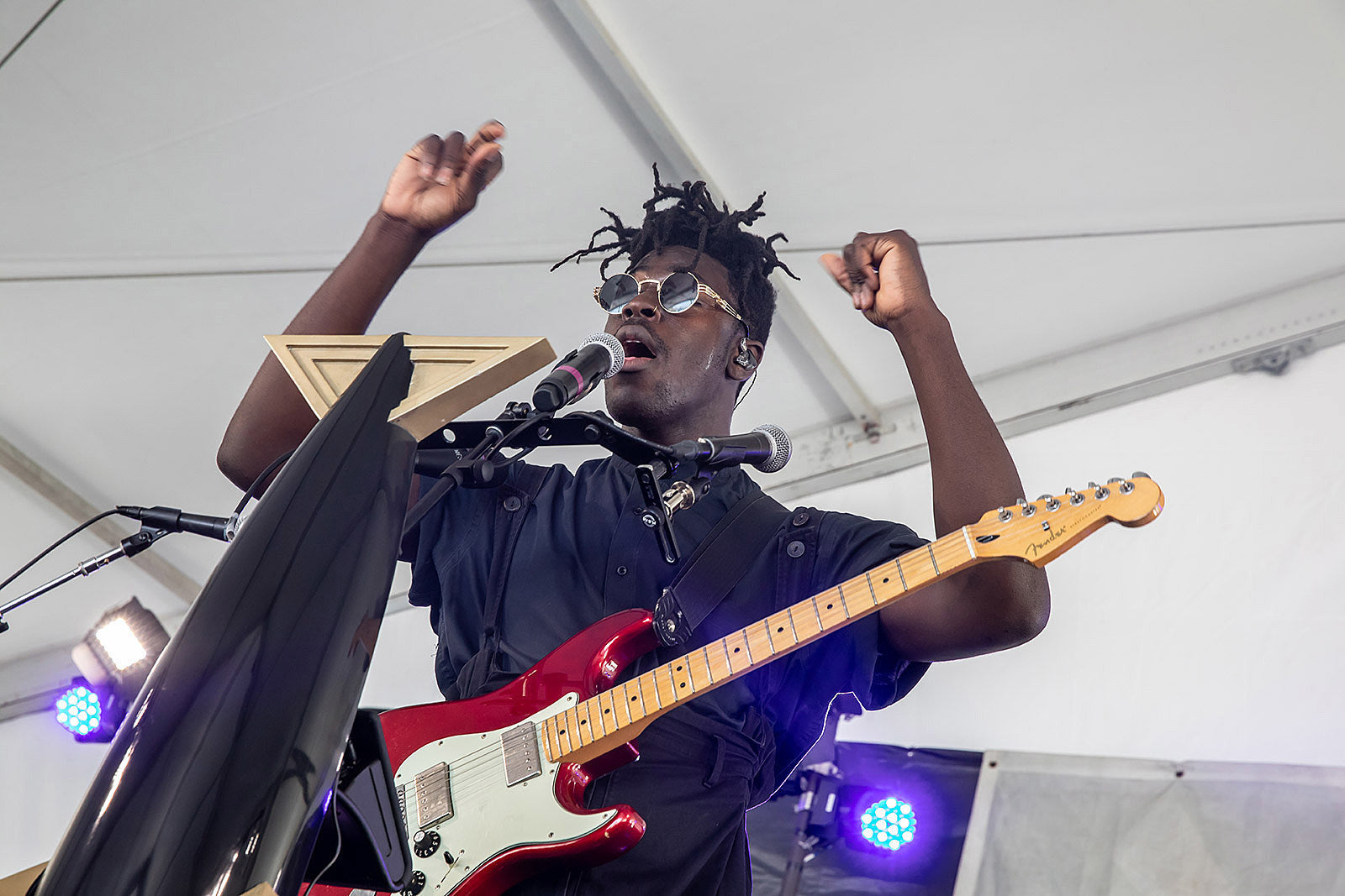 Moses Sumney playing ‘græ’ in full at free, intimate Brooklyn show next week