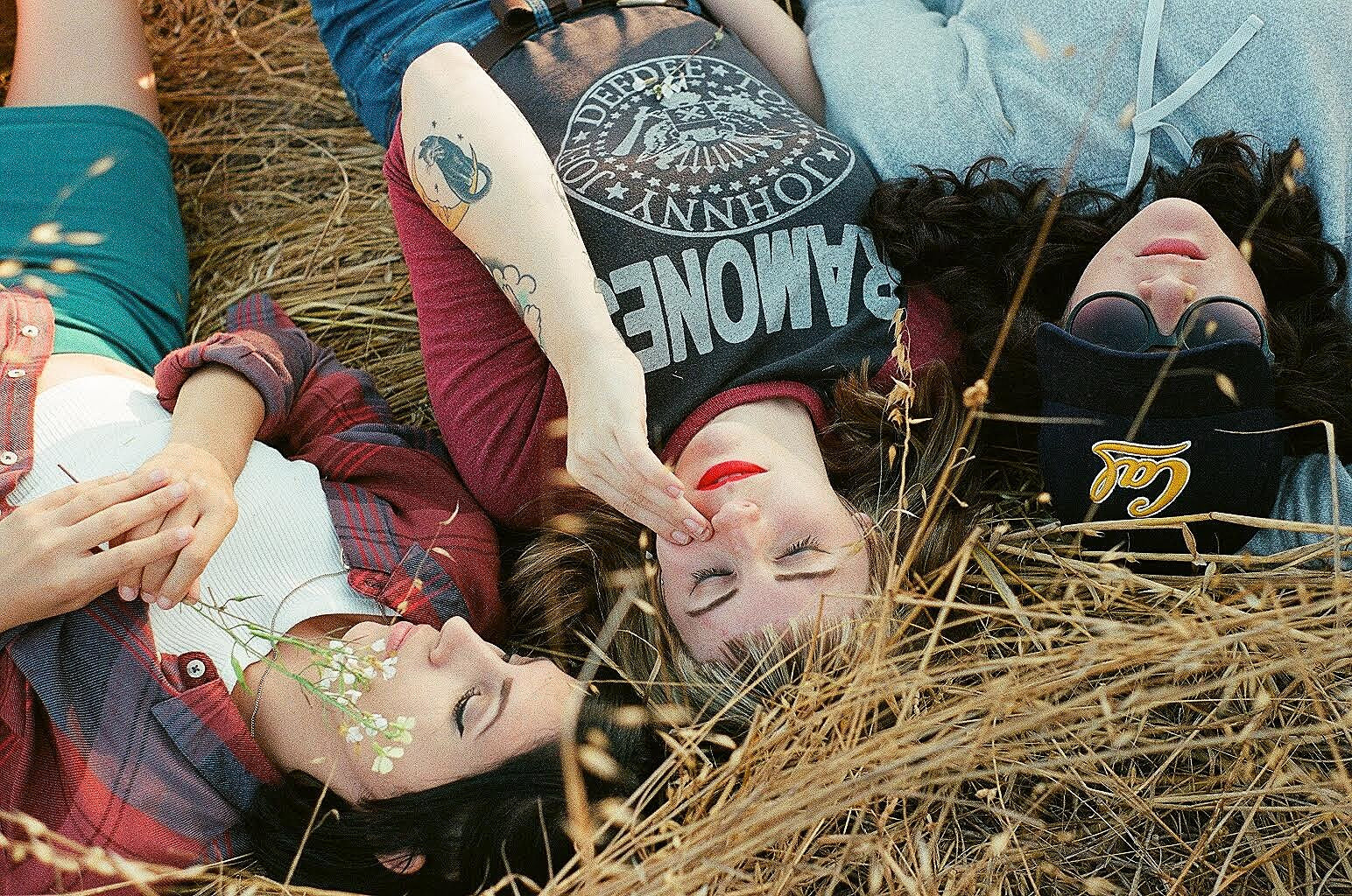 Night School releasing ‘Blush’ (stream it), touring West Coast w/ Casket Girls and Stardeath & White Dwarfs