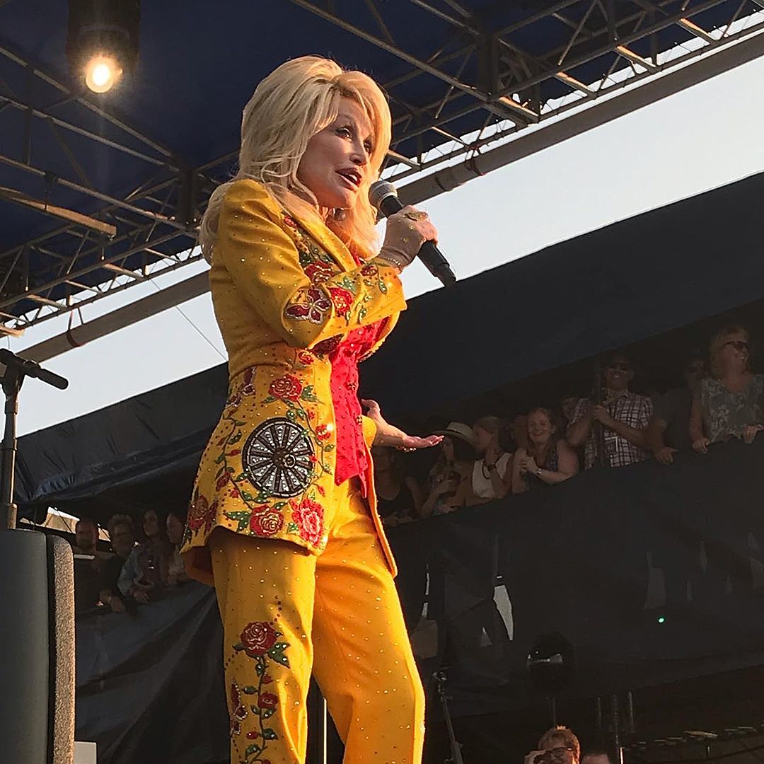 Dolly Parton made a surprise appearance at Newport Folk Festival (watch)