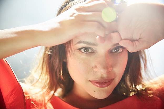 Norah Jones played Colbert, touring; Puss n Boots playing Christmas show