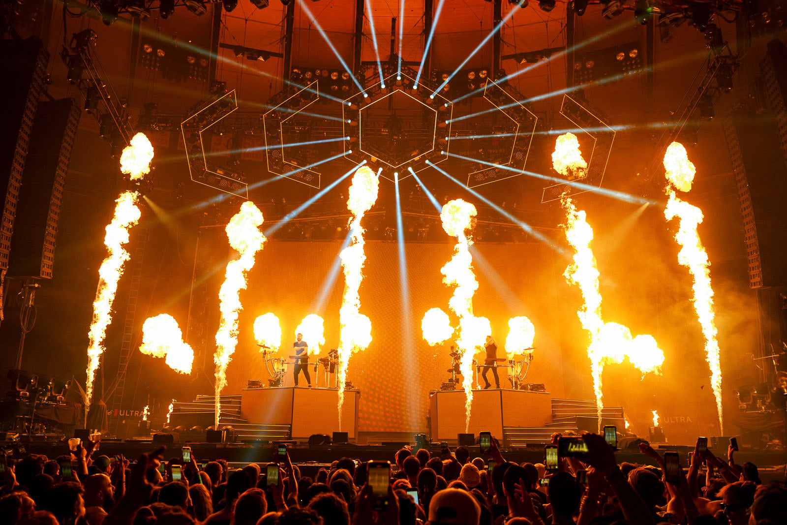 ODESZA’s show at The Gorge ends early due to brush fire
