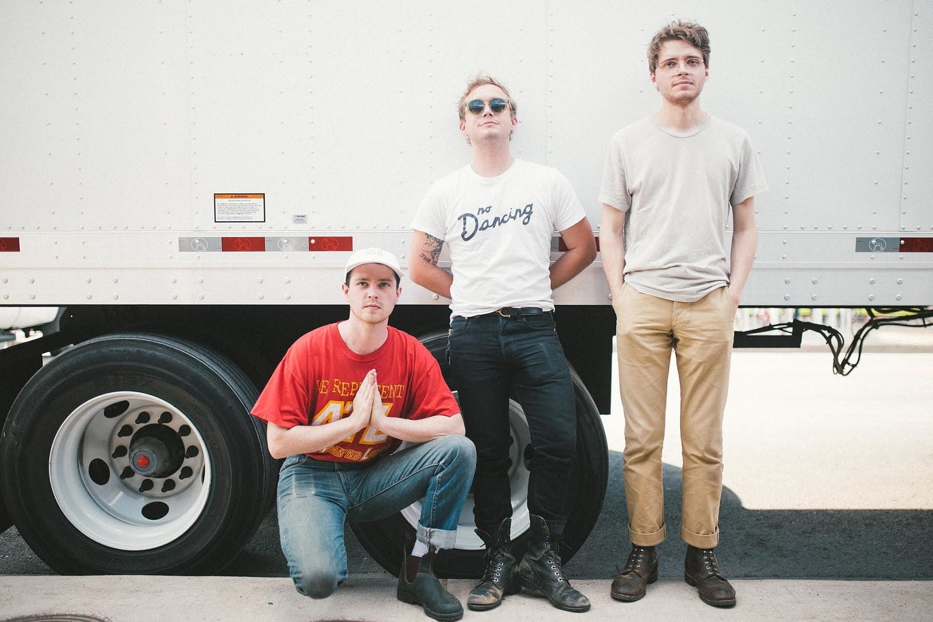 Omni prep 2nd LP, on tour now: Brooklyn tonight + dates w/ Franz Ferdinand