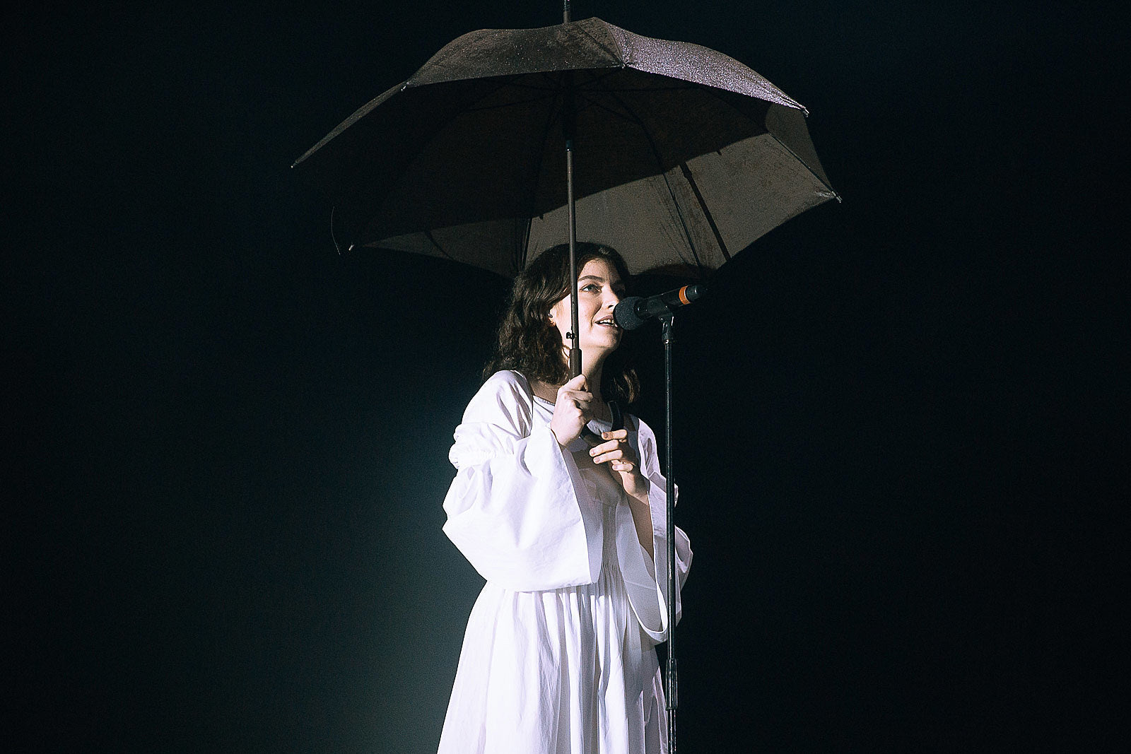 Osheaga 2017 Friday pics (Lorde, MGMT, Car Seat Headrest, more)