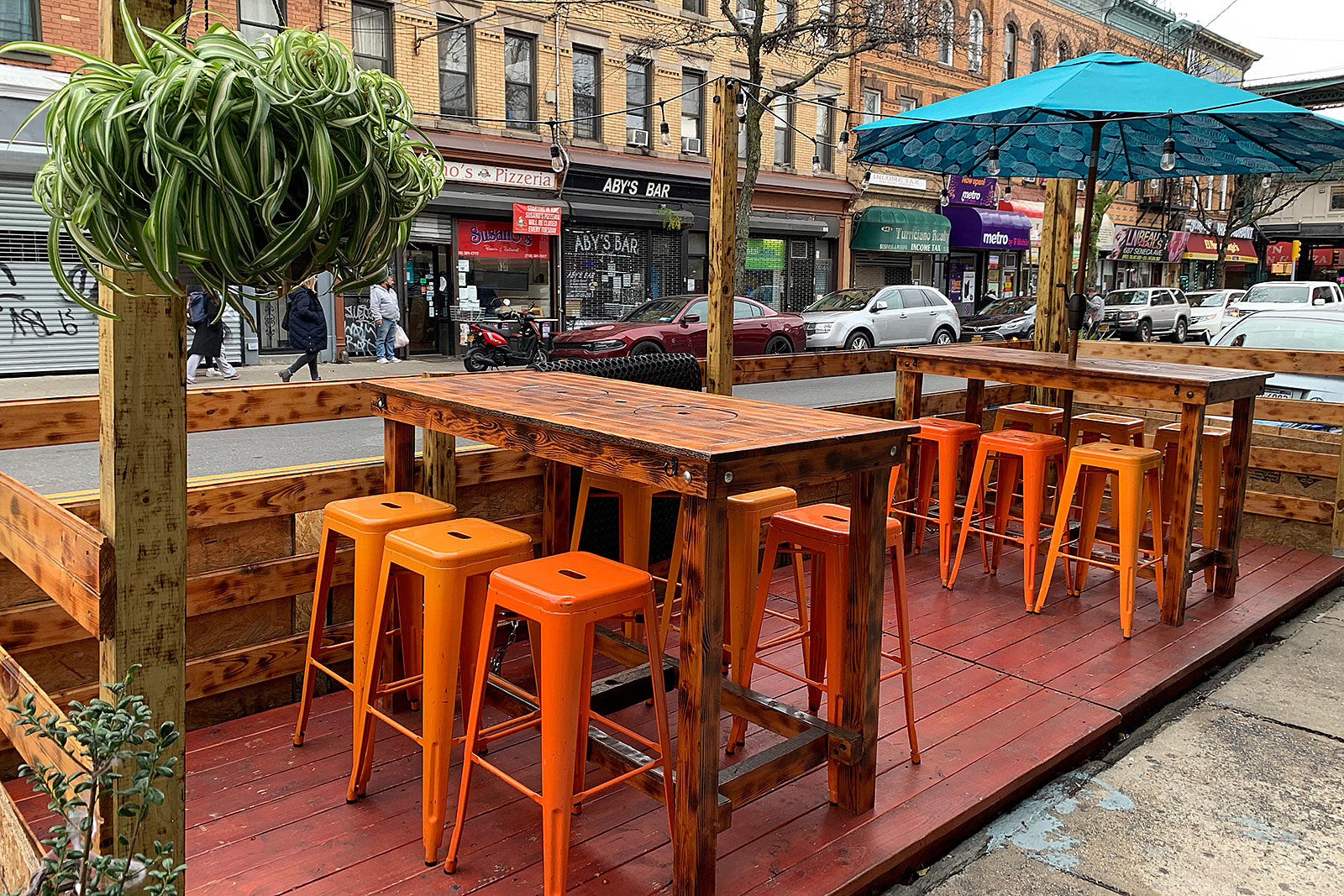 Indoor dining is shutting down again in NYC