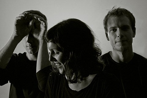 Outer Spaces on tour, playing Brooklyn tonight with Big Ups-related Thelonius Junk (dates & ‘Garbage Beach’ EP stream)