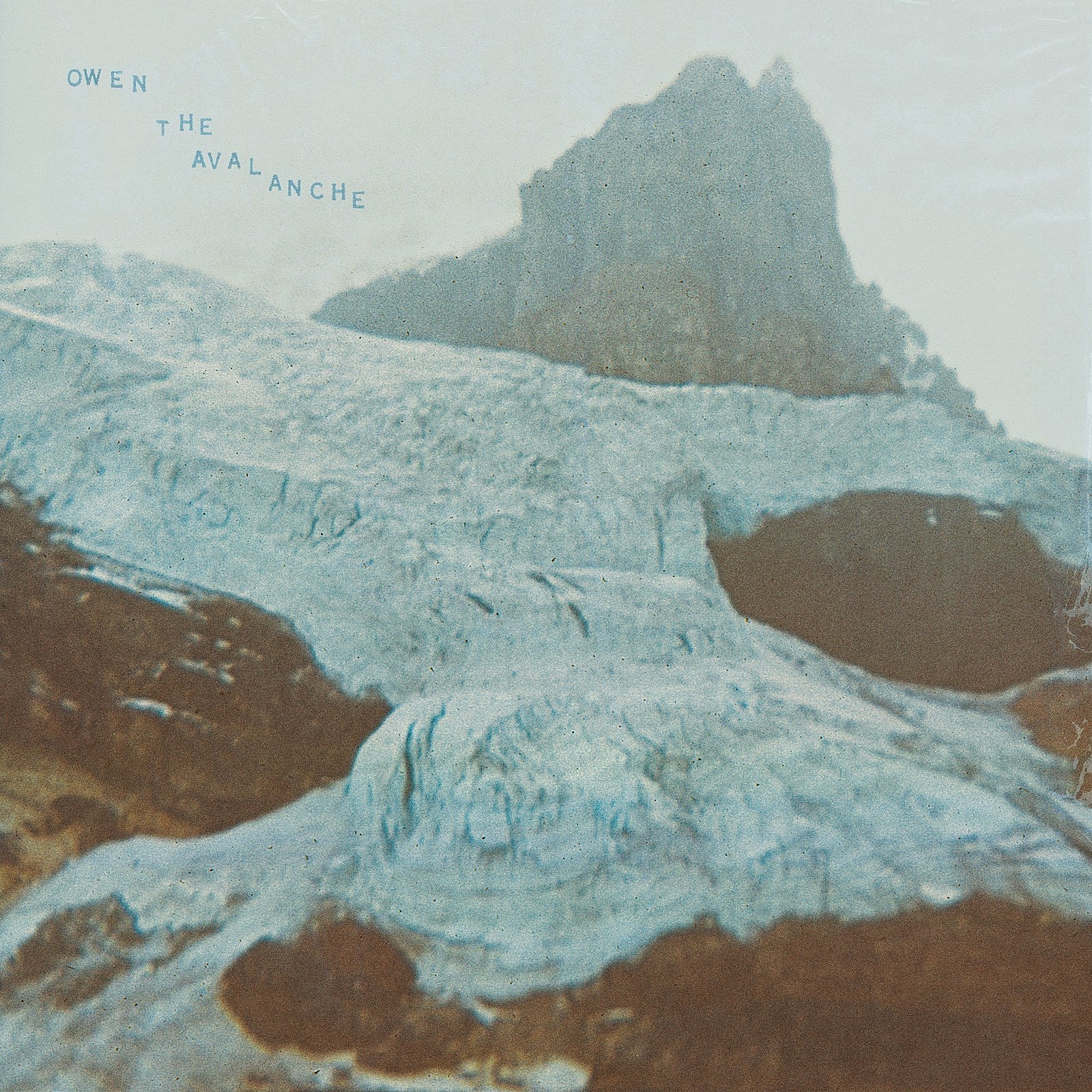 Owen (Mike Kinsella) announces new album ‘The Avalanche,’ shares “A New Muse”
