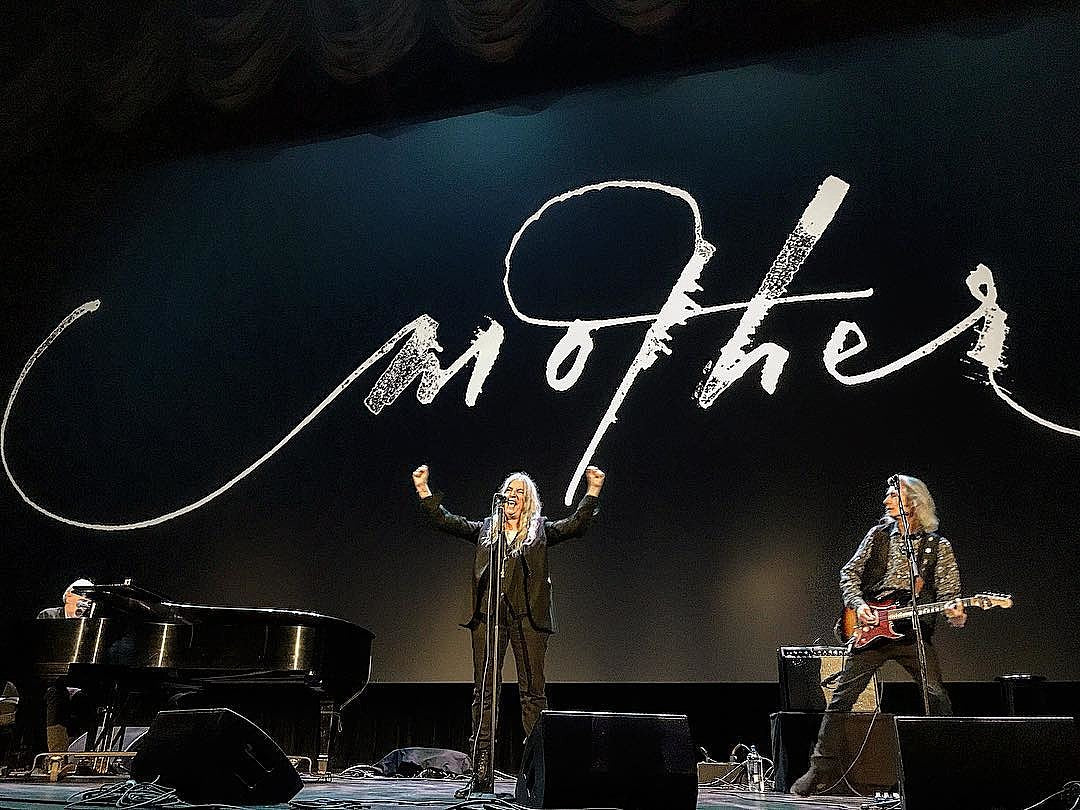 Patti Smith played the ‘Mother!’ premiere @ Radio City, plays SummerStage tonight (win tix!)