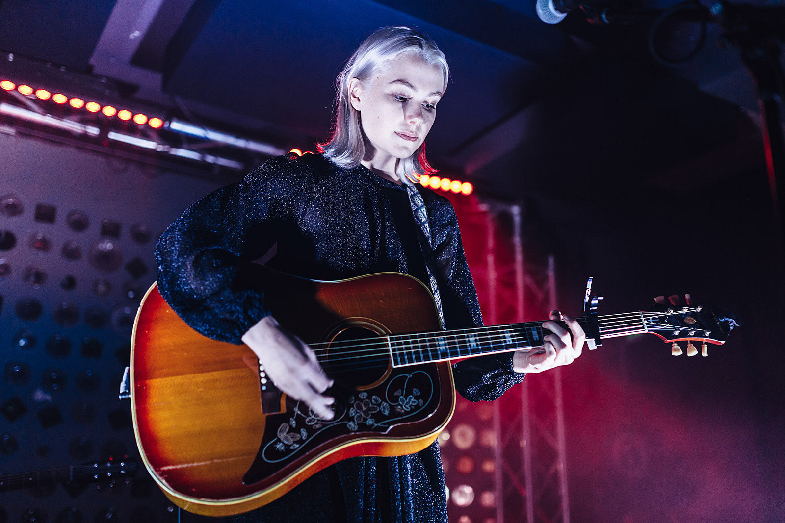 Phoebe Bridgers covered Tom Petty & played her new LP at Baby’s (pics, video)