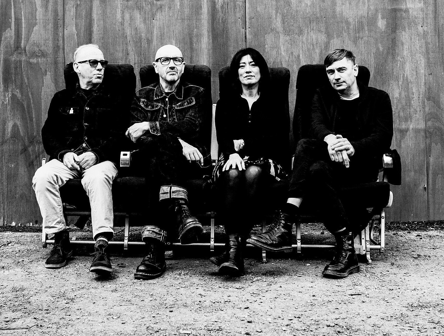 members of Lush, Elastica, Moose, and Modern English form new band Piroshka