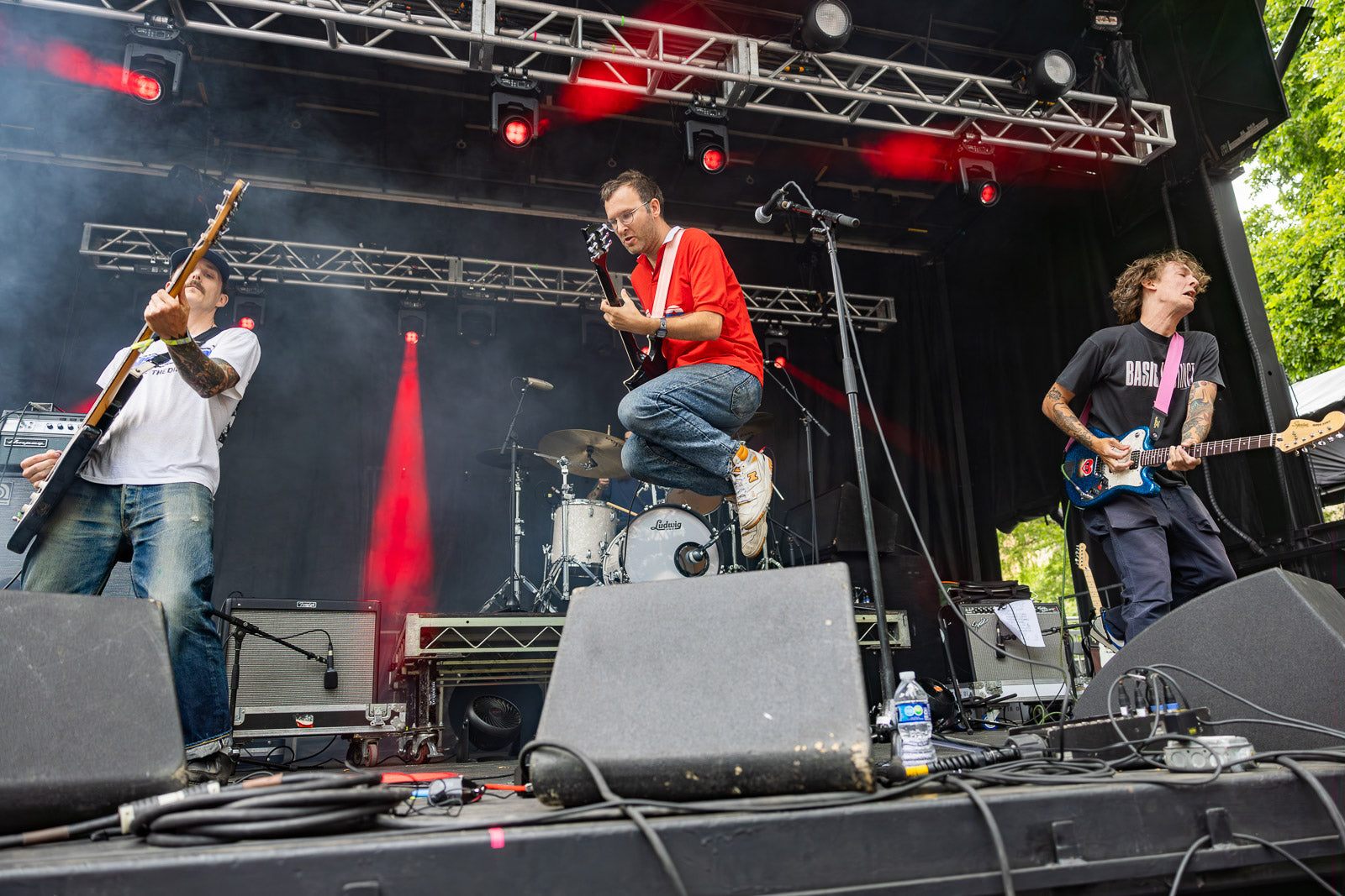 Hotline TNT, Wishy, The Tubs, Horse Jumper of Love & Canaries touring together in January