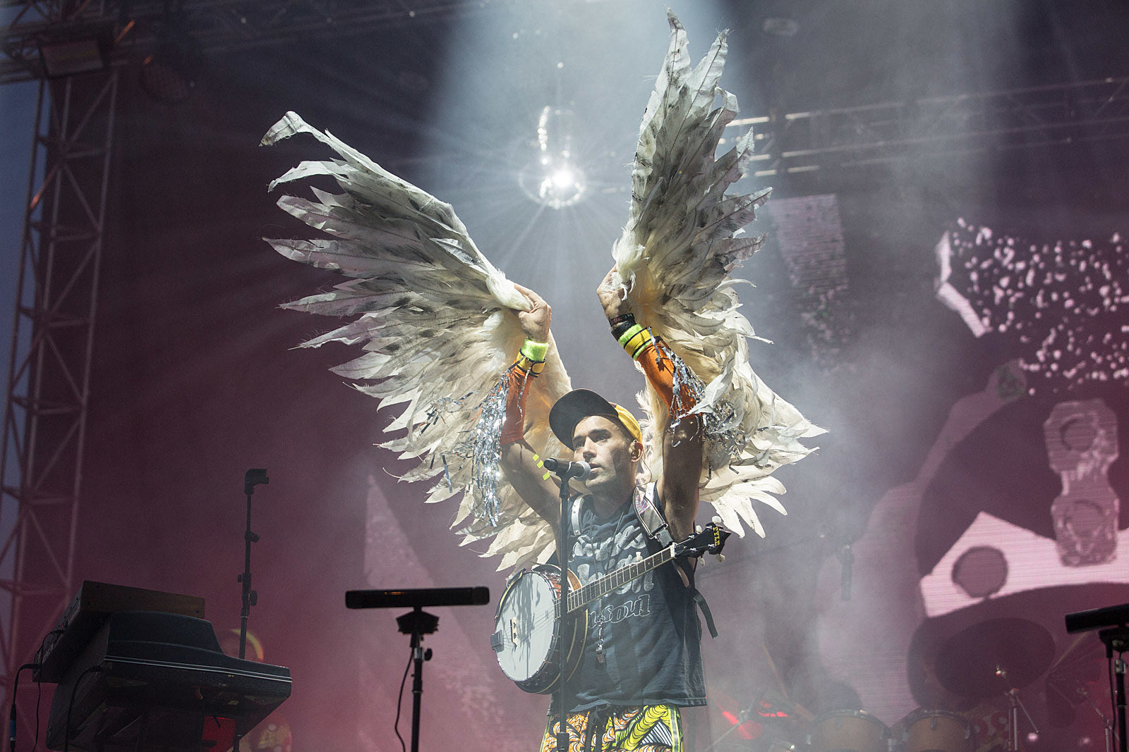 watch Sufjan Stevens cover David Bowie, REM, Drake, Prince, Neil Young, Joni Mitchell & more