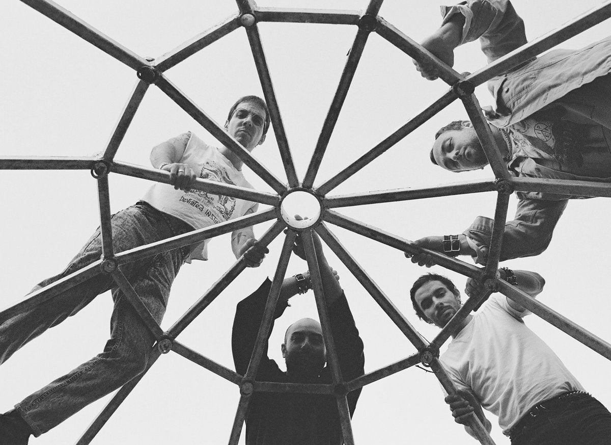 Poison Ruïn prep ‘Confrere’ EP & debut by offshoot band Shadow Knell (listen), touring in August