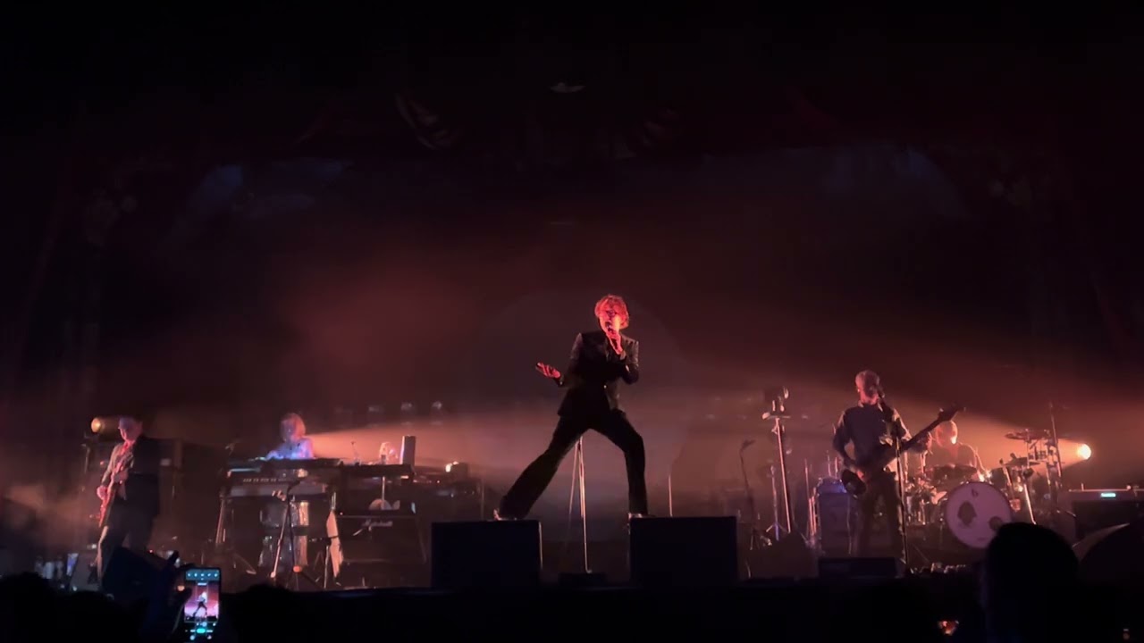 Watch Pulp debut new song “Spike Island” at their North American tour kickoff in Chicago (pics, video, setlist)
