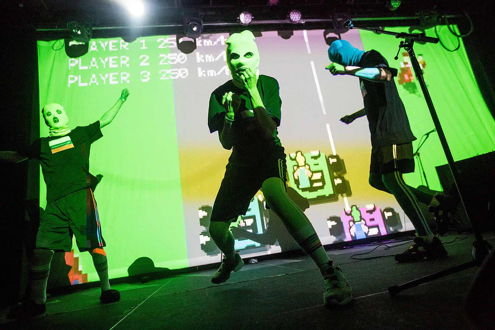 Pussy Riot played Elsewhere (pics) +++ Nadya spoke with Marina Abramovic (watch)