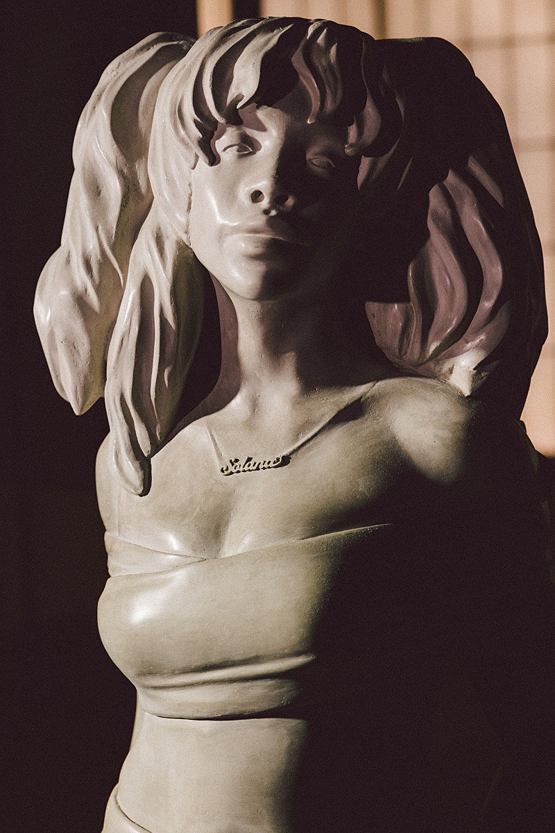 Brooklyn Museum displaying SZA, Metro Boomin & 21 Savage sculptures