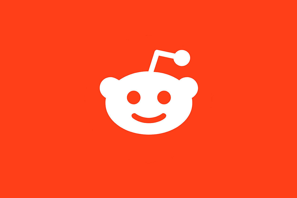 Reddit co-founder steps down, asks to be replaced by a Black candidate.