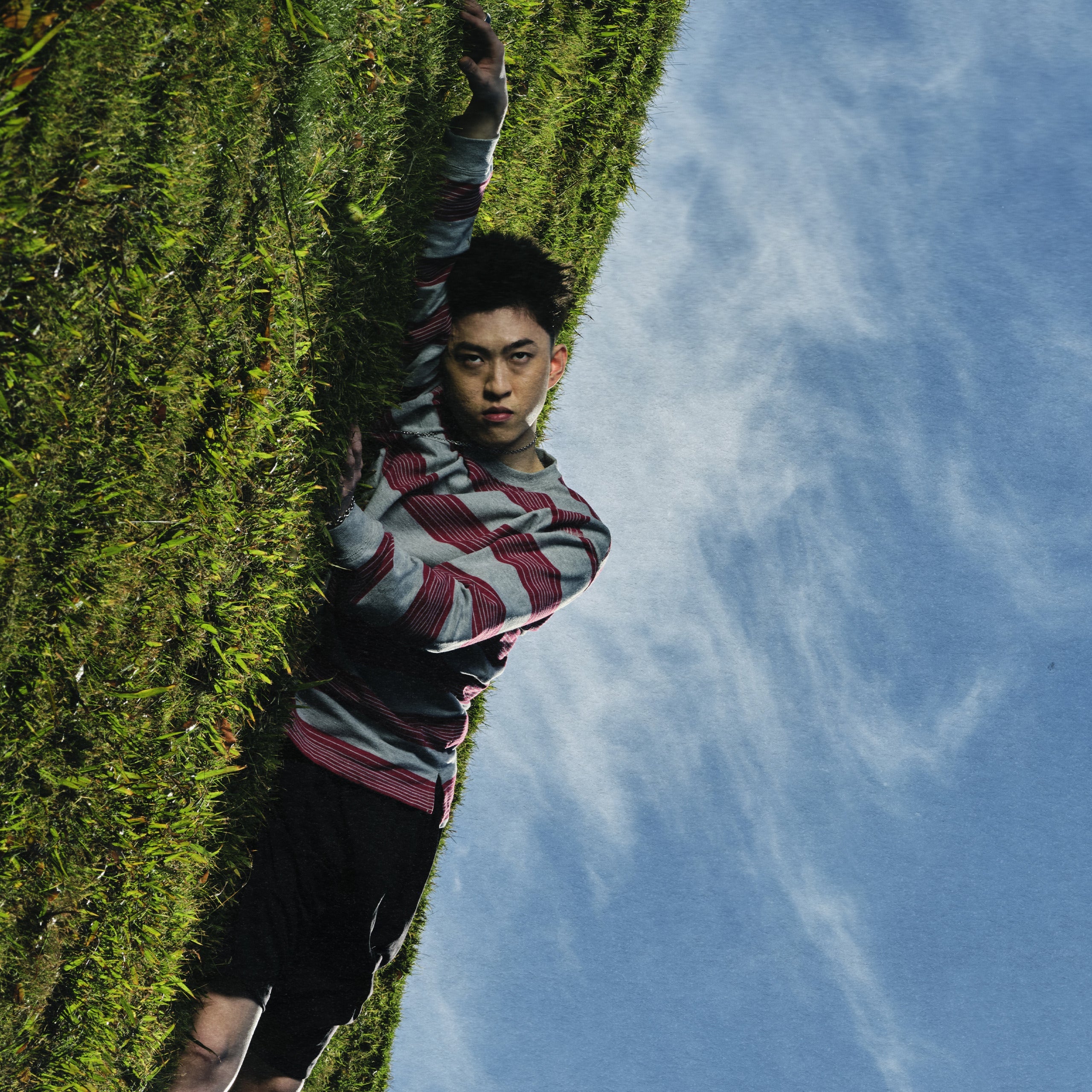 Tour news: John Oliver & Seth Meyers, Rich Brian, All Them Witches, The Sadies, A Great Big Pile of Leaves, more