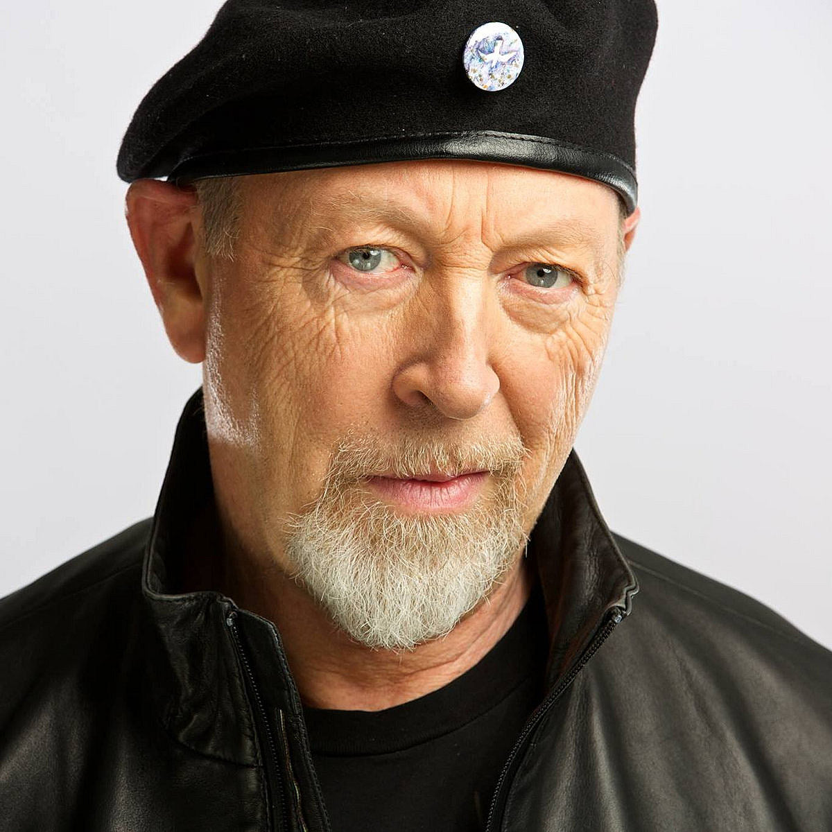 Richard Thompson playing free outdoor show in NJ ++ listen to his new lockdown EP