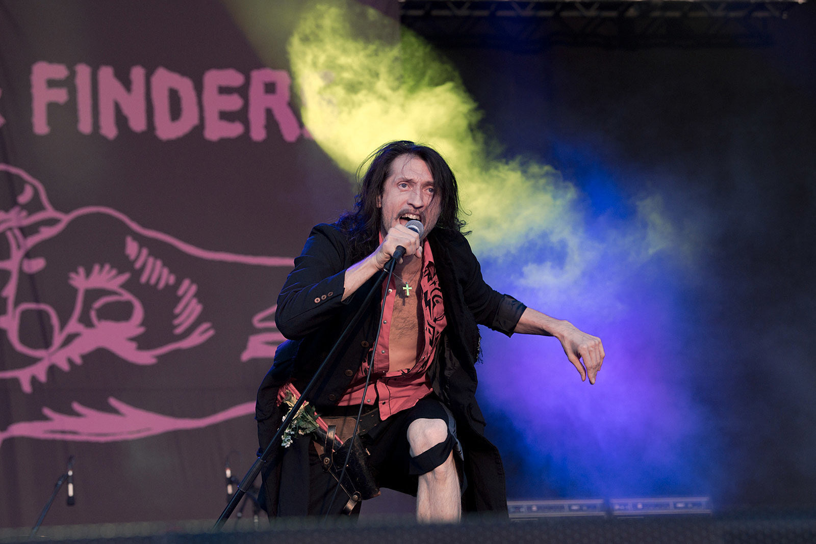 Gogol Bordello plot US tour ++ Ukraine benefit streaming live