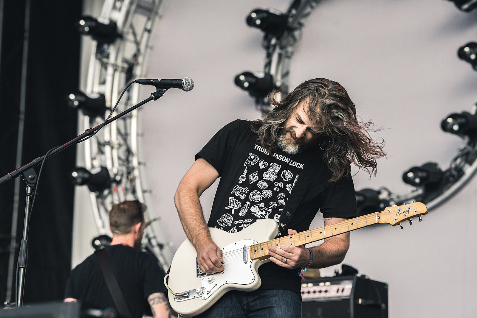 Minus the Bear playing ‘Planet of Ice’ on tour with Coathangers & The New Trust