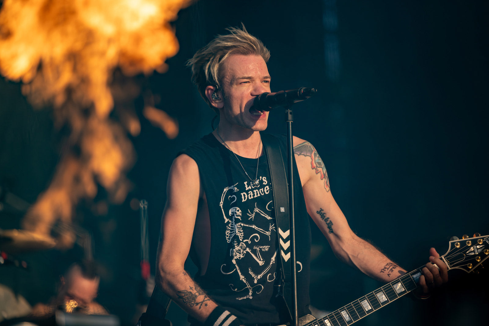 Sum 41’s Deryck Whibley accuses former manager of sexual & verbal abuse in new memoir