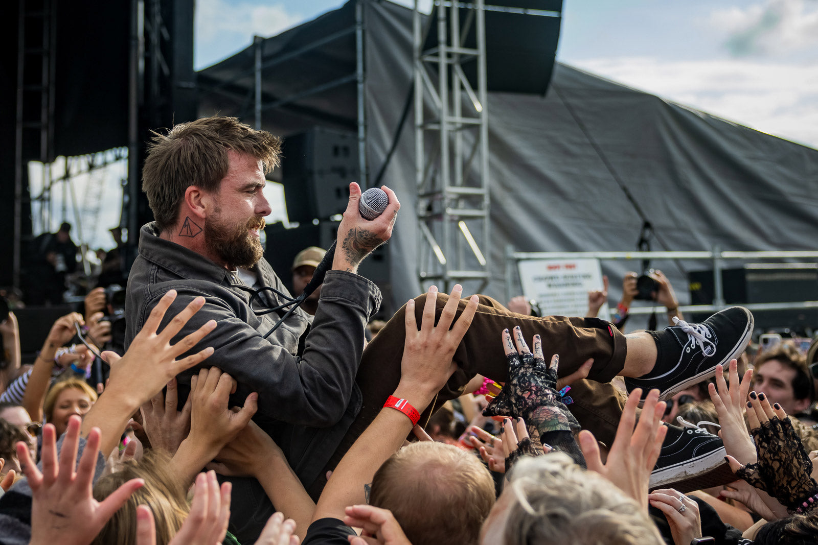 L.S. Dunes add Long Island show to tour