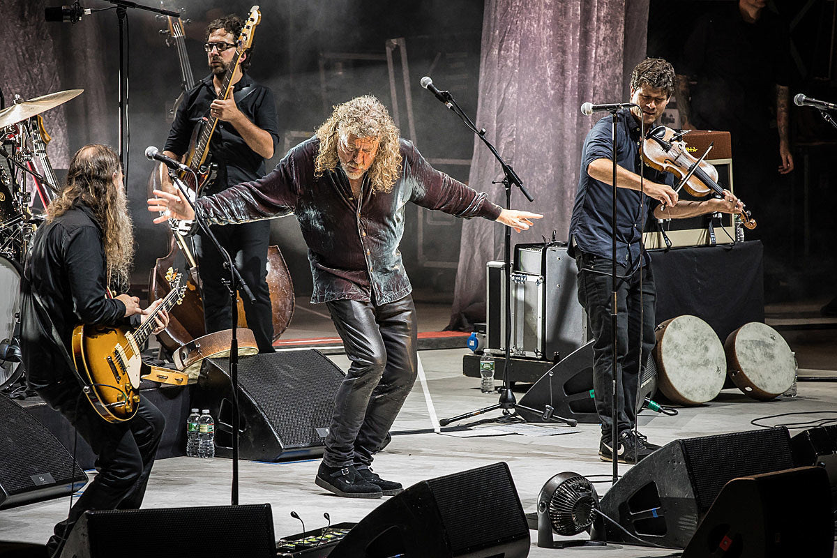 Robert Plant played Forest Hills Stadium w/ Sheryl Crow (pics, review, setlist)