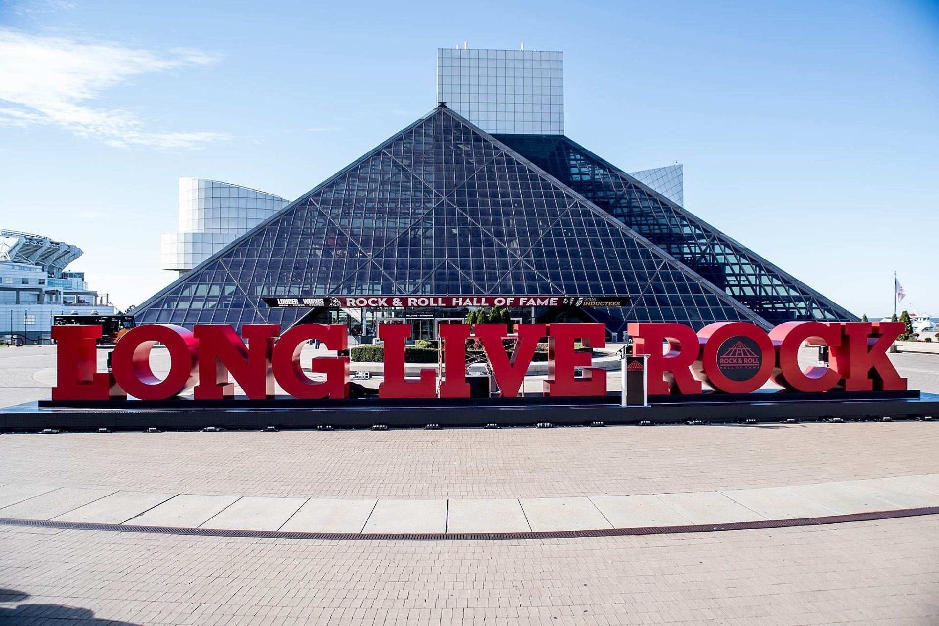 2020 Rock & Roll Hall of Fame Ceremony canceled; 2021 will happen in Cleveland