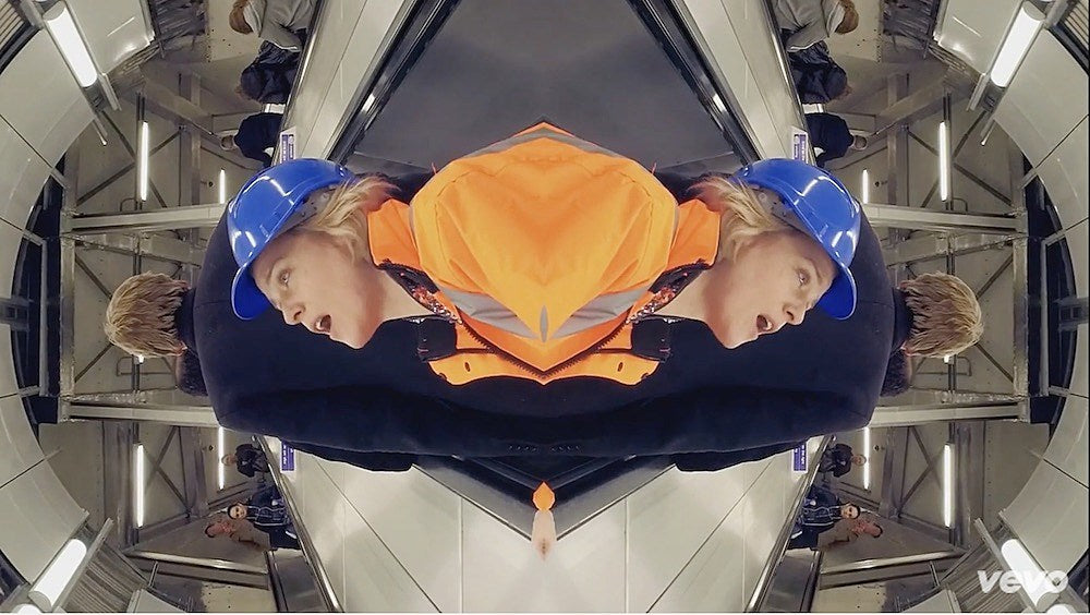 Roisin Murphy shares “Ten Miles High” video