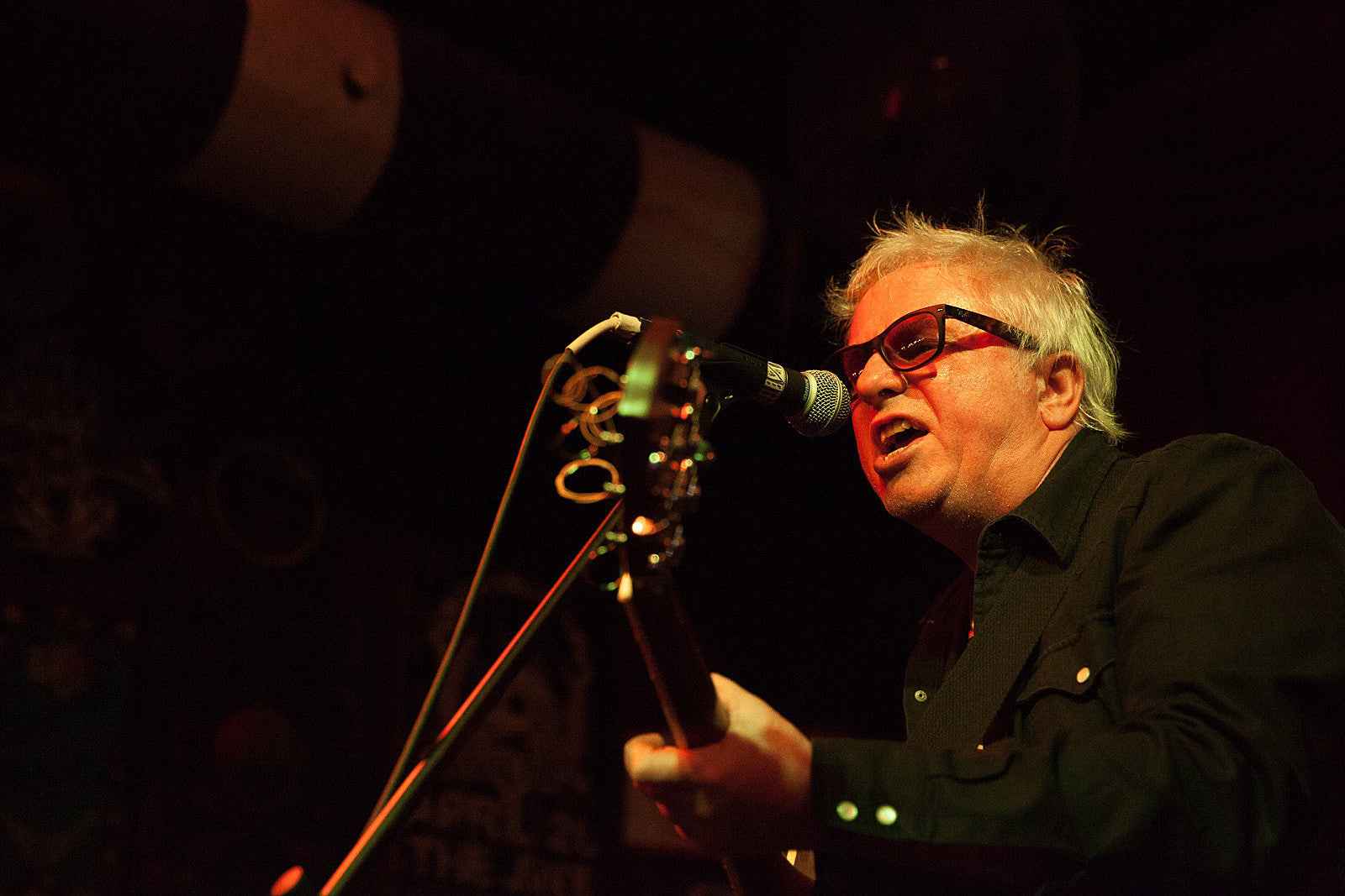 listen to Wreckless Eric’s “Gateway to Europe” from forthcoming LP