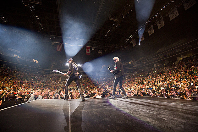 Scorpions celebrated their 50th anniversary at Barclays Center with Queensryche (pics, setlist, video)