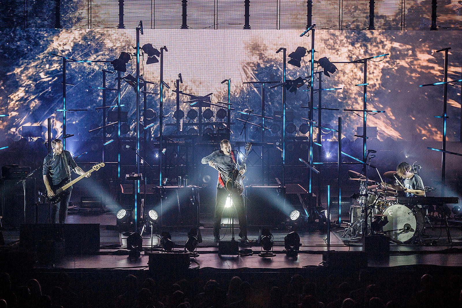 Sigur Ros releasing ‘Agaetis Byrjun’ box set, on tour now (pics from Chicago)