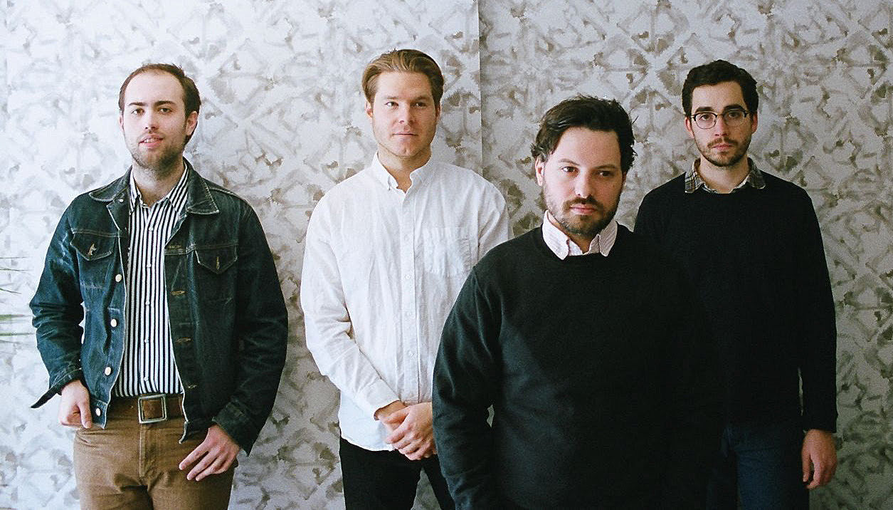 Single Mothers have a new video, on tour with Touche Amore & Gouge Away now