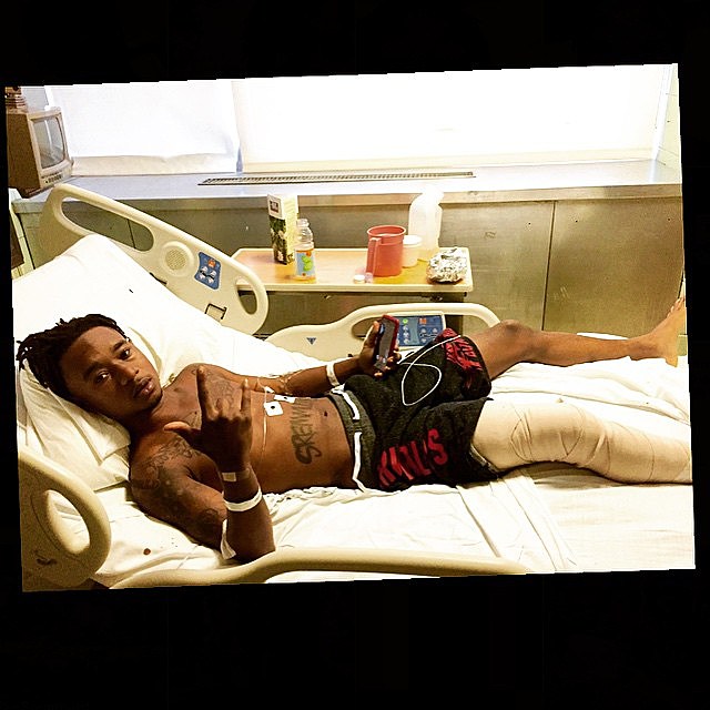 Ouch! watch Slim Jimmy fall off stage @ Governors Ball (video)