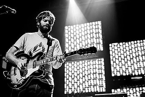 Slowdive releasing a live album recorded during 2014 tour, share “Avalyn” (listen)