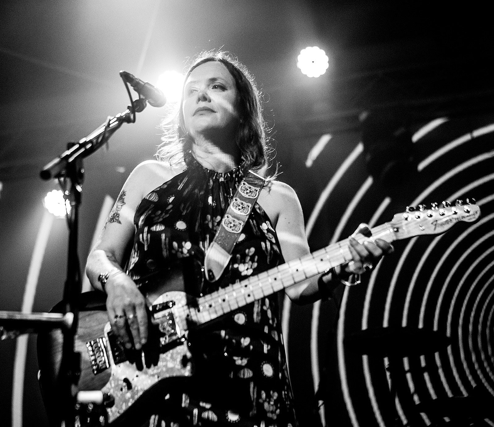 Slowdive’s Rachel Goswell organized charity auction ft. items from MBV, The Cure, more