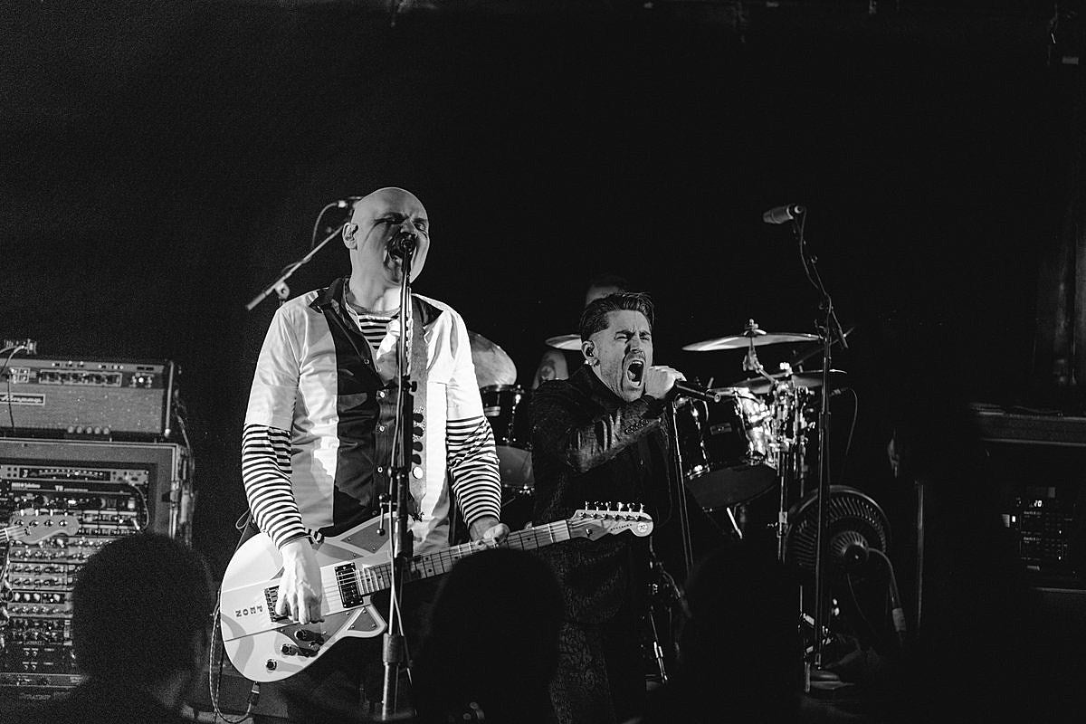 Smashing Pumpkins played 1st “reunion” show, covered Joy Divison with AFI’s Davey Havok