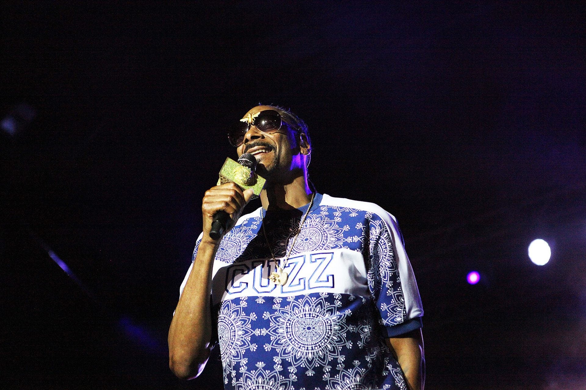 Snoop Dogg blasts Trump supporters and “Kanye too… fuck you too”