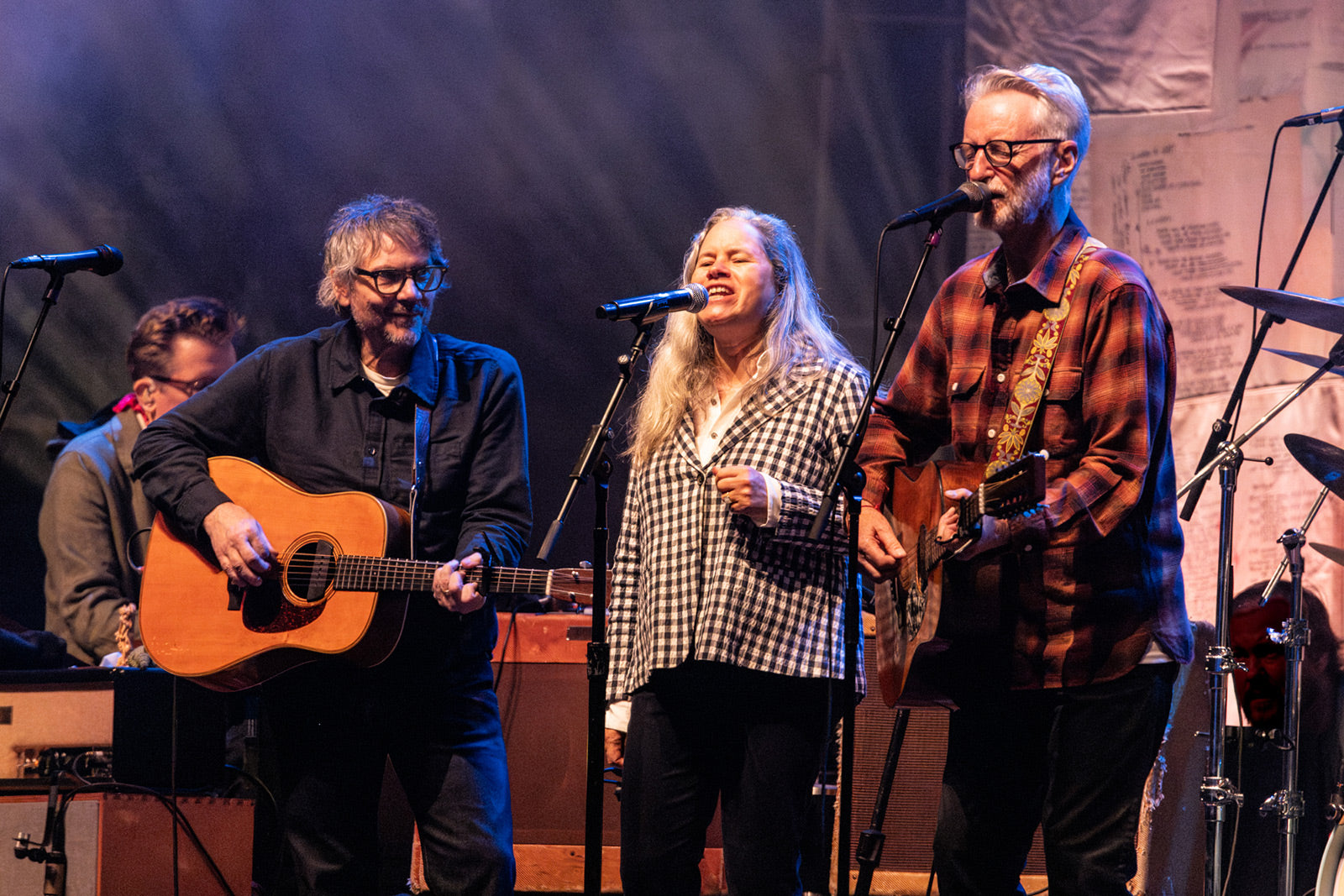 Watch Wilco & Billy Bragg play first ‘Mermaid Ave’ set ft. Natalie Merchant ++ more from day 1 of Solid Sound