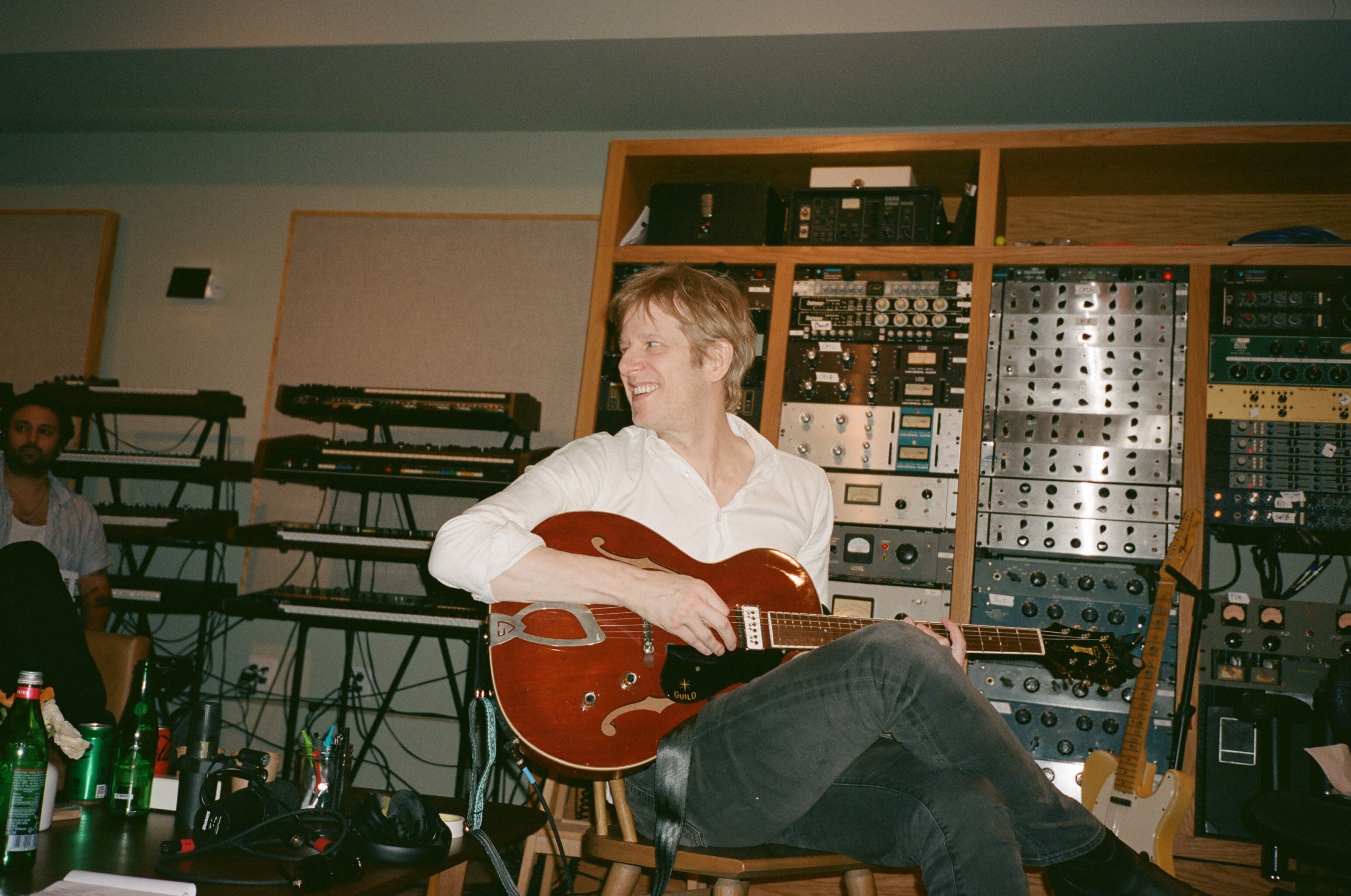 Spoon share new 2-track single; tour with Pixies starts this week