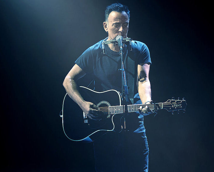 Emmys 2019: ‘Springsteen on Broadway,’ Hannah Gadsby & more pick up early awards