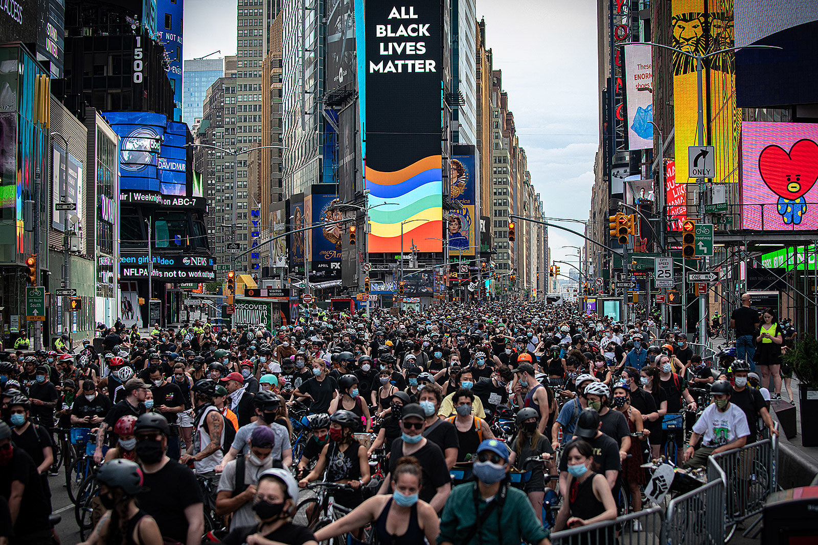 10,000 bicyclists participated in Black Lives Matter bike ride (pics, video)